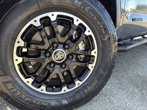 Used 2022 Toyota Tundra SR5 image 9