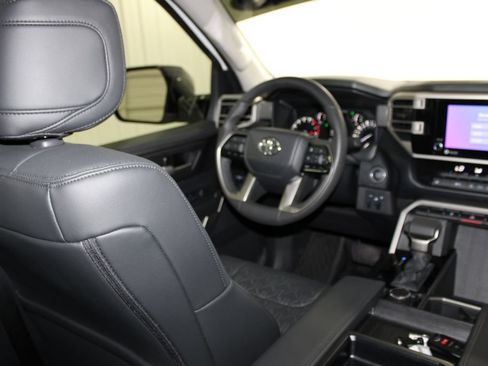 Used 2024 Toyota Tundra SR5 w/ SR5 Premium Package AWD/4WD image 35