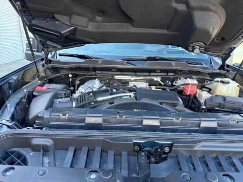 Used 2022 Chevrolet Silverado 2500 LTZ w/ LTZ Plus Package image 22