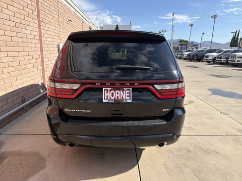 Used 2023 Dodge Durango GT RWD image 5