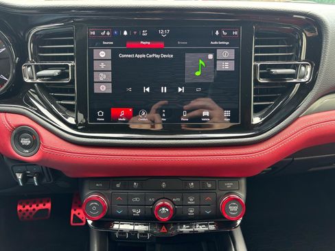 Used 2022 Dodge Durango R/T w/ Trailer Tow Group IV AWD/4WD image 26