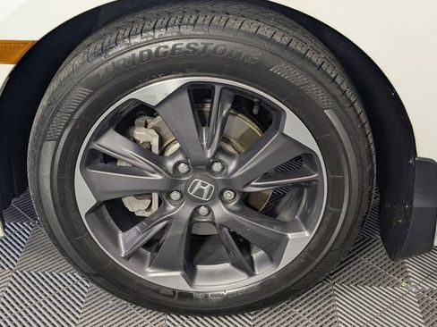 Used 2023 Honda Odyssey Elite image 8