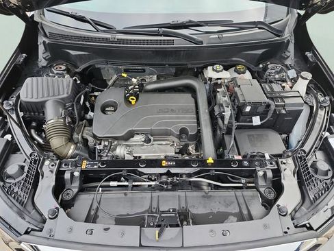 Certified 2024 GMC Terrain SLE image 34