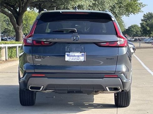 Used 2025 Honda CR-V Sport image 5
