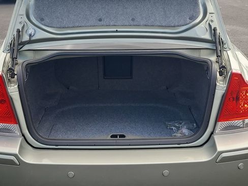 Used 2006 Volvo S60 2.5T FWD image 8