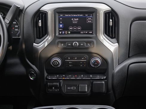 New 2026 Chevrolet Silverado 2500 Custom w/ Custom Value Package image 28