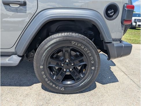 Used 2020 Jeep Wrangler Unlimited Sport AWD/4WD image 9