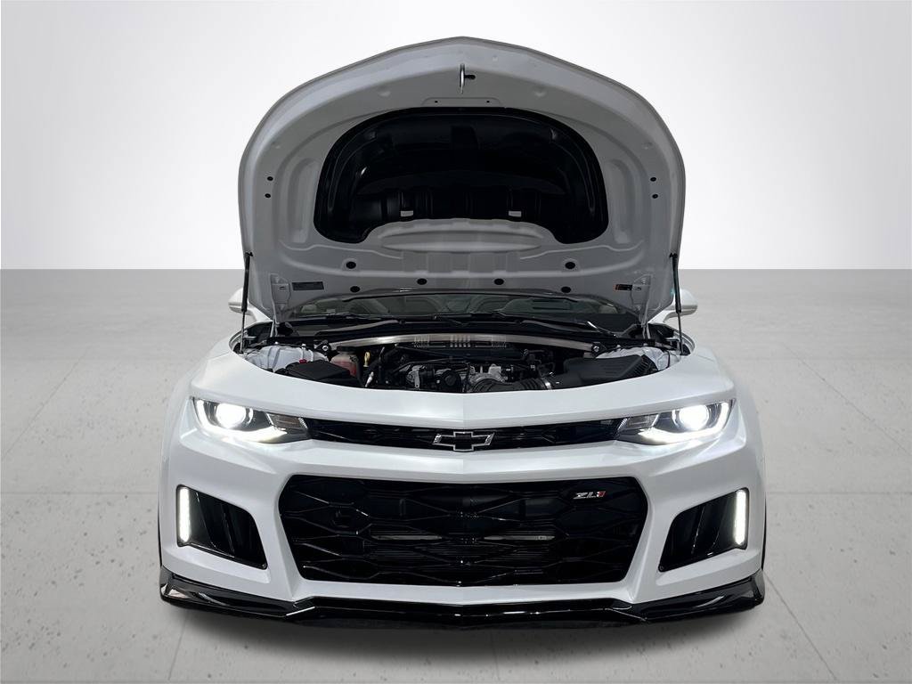 Used 2023 Chevrolet Camaro ZL1 RWD image 5