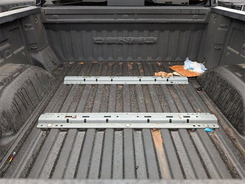 Used 2021 GMC Sierra 1500 Denali w/ Denali Ultimate Package image 10