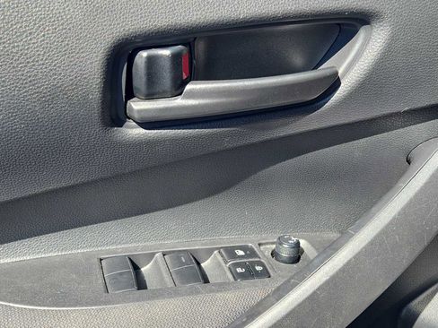 Used 2024 Toyota Corolla LE FWD image 18