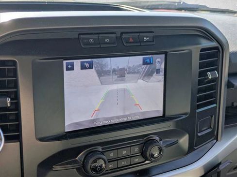 Used 2022 Ford F150 XLT image 11