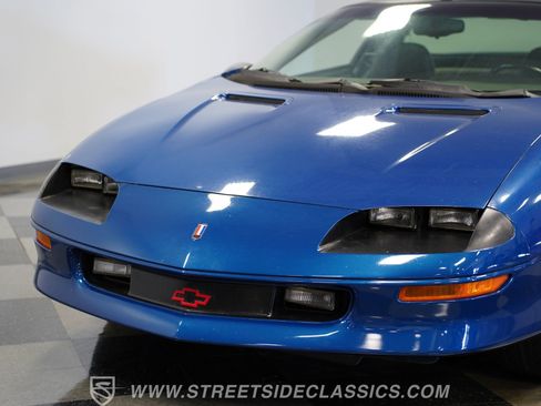 Used 1995 Chevrolet Camaro Z28 RWD image 20