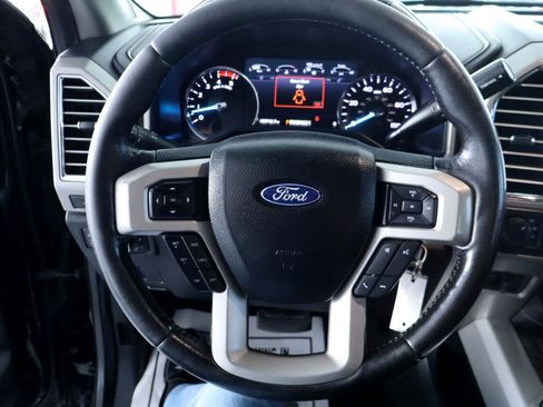 Used 2017 Ford F350 Lariat w/ Chrome Package image 20