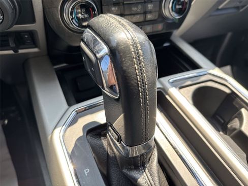 Used 2016 Ford F150 Lariat w/ Equipment Group 502A Luxury RWD image 22