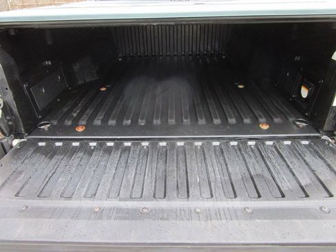 Used 2017 Toyota Tacoma Limited image 13