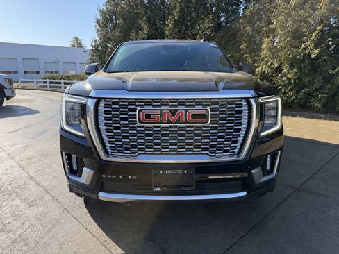 Used 2024 GMC Yukon XL Denali image 6