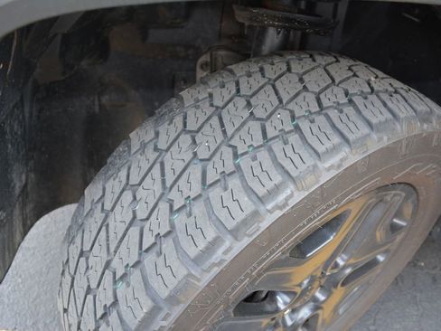 Used 2018 Jeep Renegade Trailhawk w/ Cold Weather Group II image 4