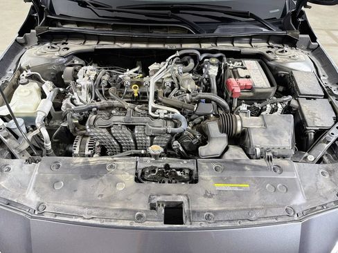 Used 2025 Nissan Altima 2.5 SV FWD image 25