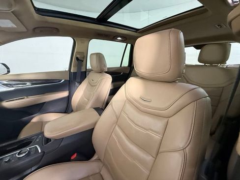 Certified 2024 Cadillac XT6 Premium Luxury w/ Platinum Package FWD image 5