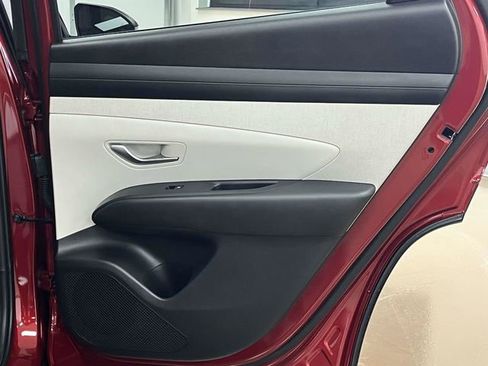 Used 2025 Hyundai Tucson SEL FWD image 28