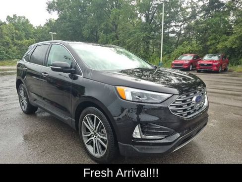 Used 2024 Ford Edge Titanium w/ Equipment Group 301A AWD/4WD image 4