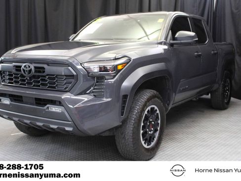 Used 2024 Toyota Tacoma TRD Off-Road w/ TRD Off Road Premium Package AWD/4WD image 3