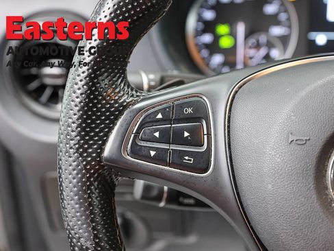 Used 2023 Mercedes-Benz Metris image 15