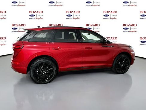 New 2026 Lincoln Corsair Premiere image 8