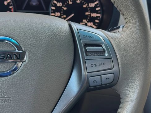 Used 2015 Nissan Altima 2.5 SL w/ Moonroof Package FWD image 29