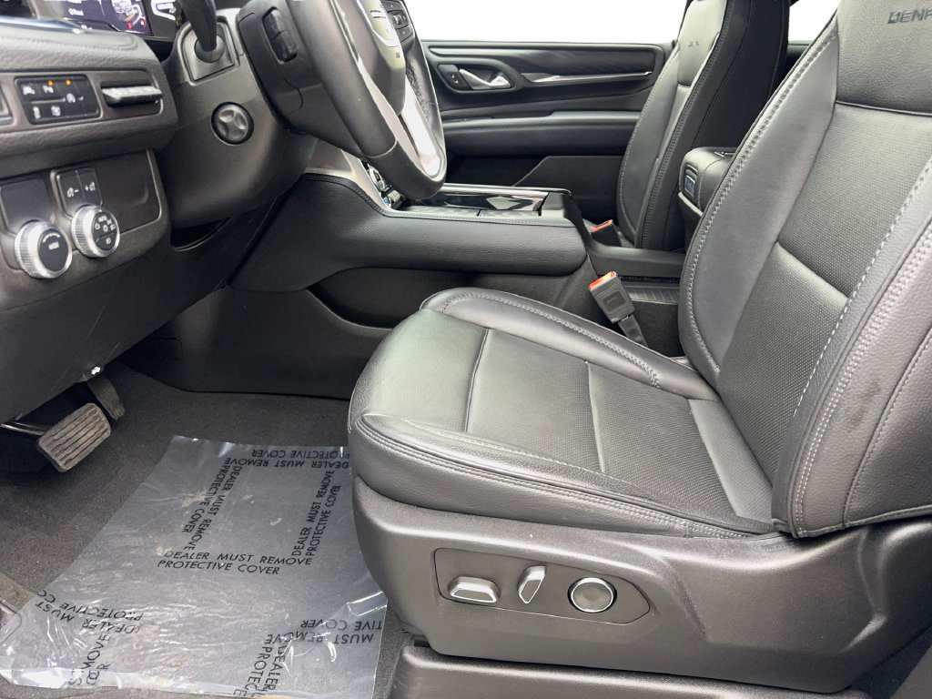Used 2024 GMC Yukon Denali RWD image 29