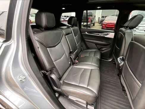 Used 2024 Cadillac XT6 Premium Luxury image 38