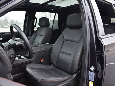 Used 2024 Chevrolet Tahoe RST w/ Luxury Package image 27