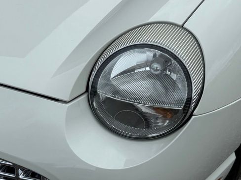 Used 2003 Ford Thunderbird RWD image 17