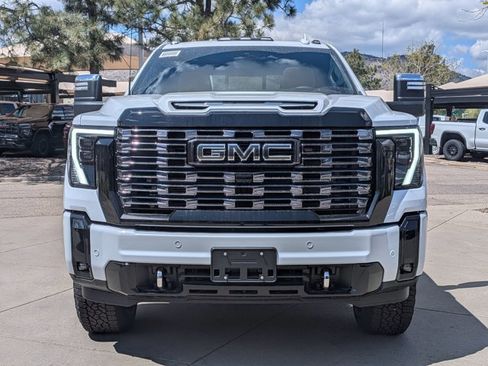 New 2026 GMC Sierra 2500 Denali Ultimate w/ Max Trailering Package AWD/4WD image 6
