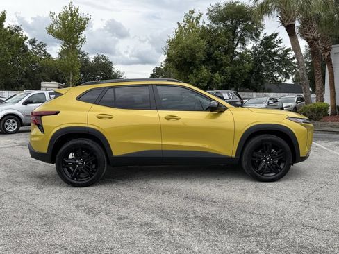 Used 2025 Chevrolet Trax ACTIV FWD image 4