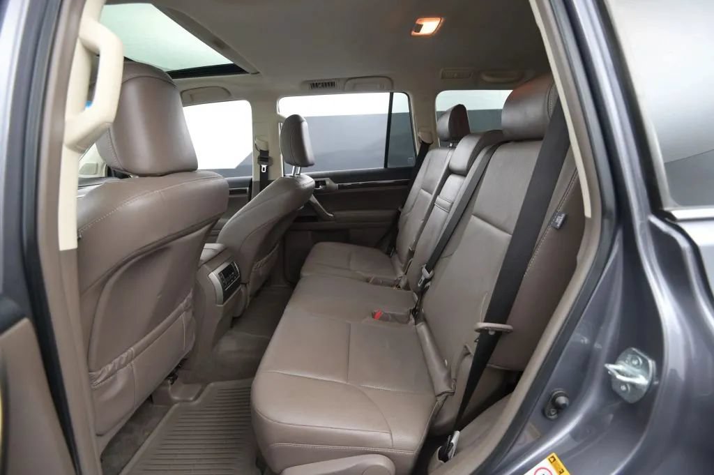 Used 2018 Lexus GX 460 Premium w/ Premium Package AWD/4WD image 43