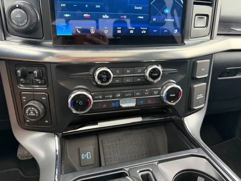 Used 2022 Ford F150 Lariat w/ Max Trailer Tow Package AWD/4WD image 20