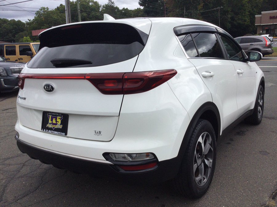 Used 2020 Kia Sportage LX AWD/4WD image 8
