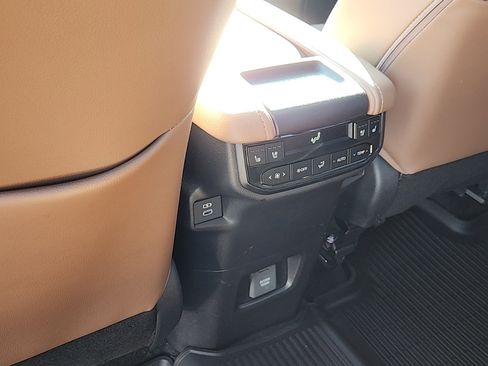 Used 2026 Toyota Grand Highlander AWD Hybrid image 25