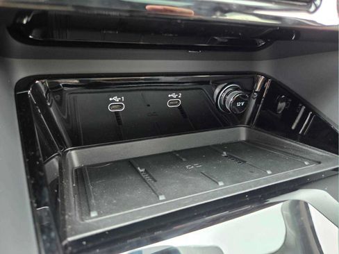 Used 2025 Audi Q5 Premium Plus AWD/4WD image 35