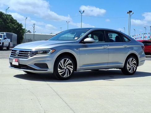 Used 2020 Volkswagen Jetta SEL FWD image 3