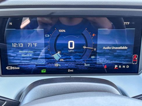 New 2027 Chevrolet Bolt LT w/ Comfort Package image 21