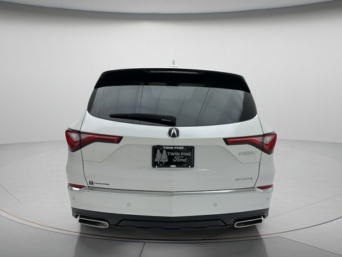 Used 2024 Acura MDX SH-AWD w/ Technology Package image 8