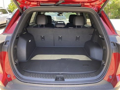 New 2026 Chevrolet Equinox LT w/ Convenience Package II image 23