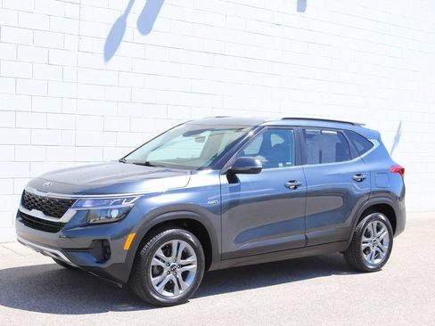 Used 2021 Kia Seltos S AWD/4WD image 31