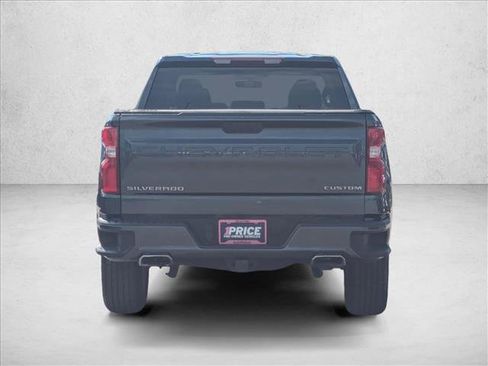 Used 2020 Chevrolet Silverado 1500 Custom w/ Custom Value Package AWD/4WD image 7