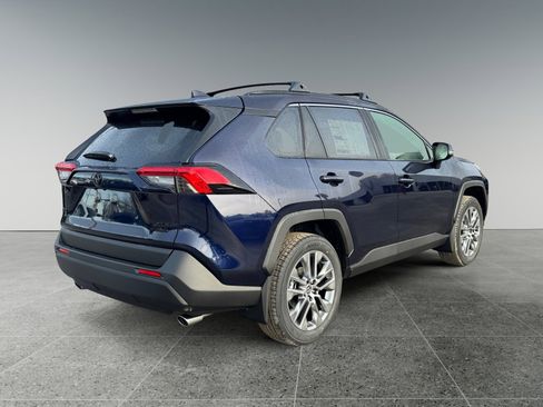 New 2025 Toyota RAV4 XLE Premium image 5
