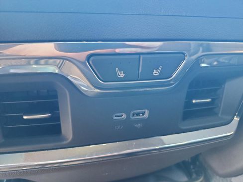 Certified 2024 GMC Sierra 1500 Denali image 15