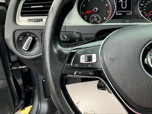 Used 2016 Volkswagen Golf SE FWD image 11