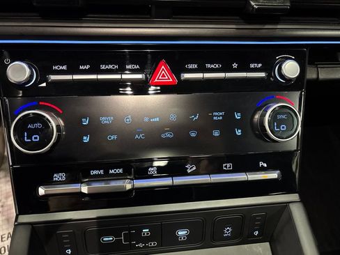 Certified 2025 Hyundai Santa Fe Calligraphy AWD/4WD image 31